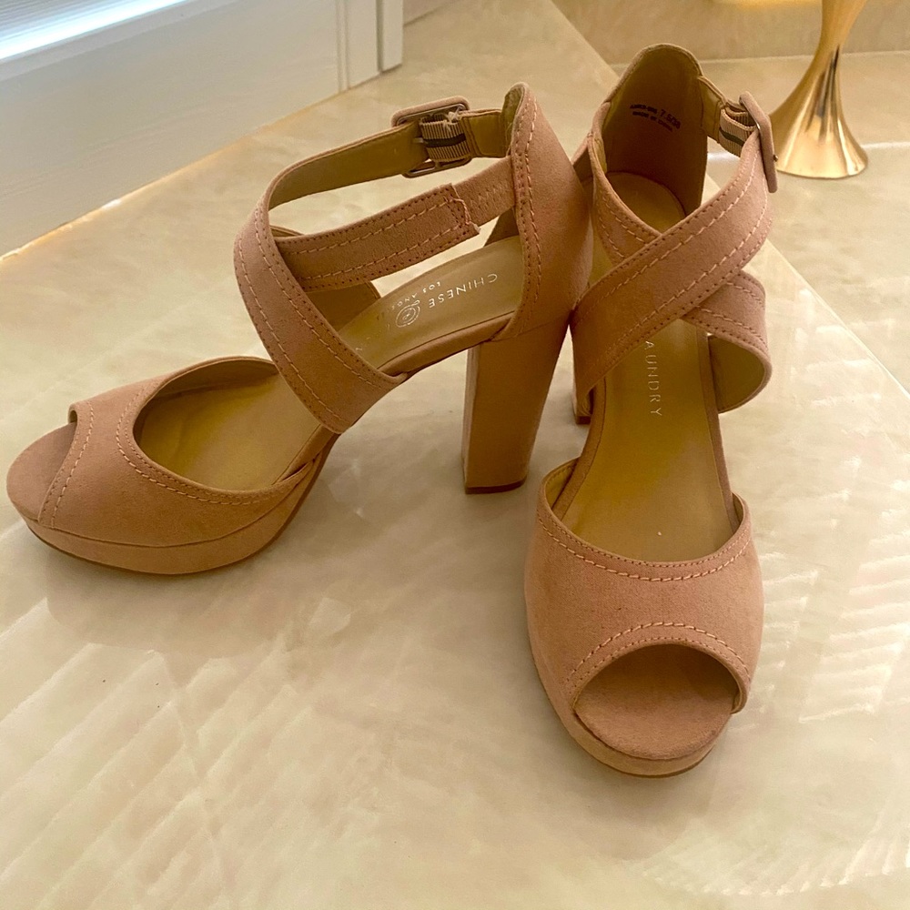 👠Chinese Laundry Pink Strappy Heels 👠